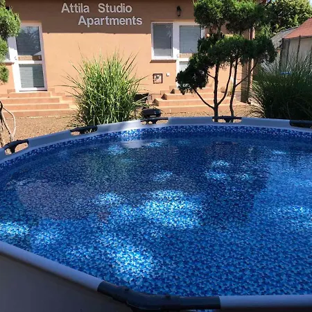 Attila Apartment *